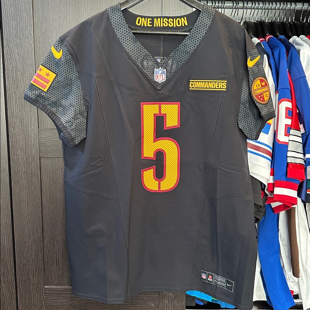 Jayden Daniels Washington Commanders Nike Vapor F.U.S.E. Elite Jersey - Black